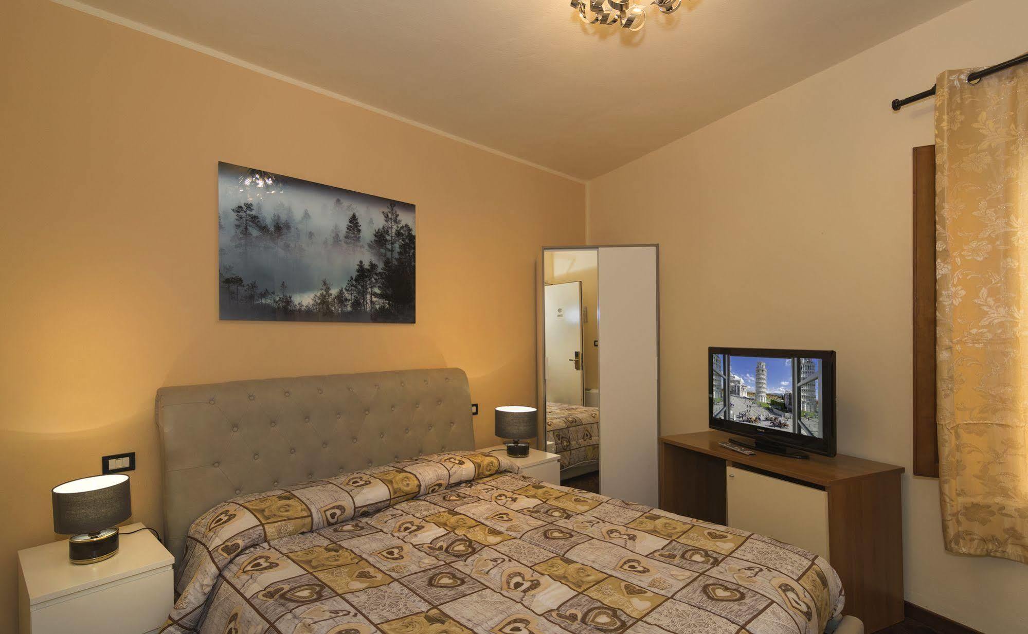 Hotel Il Giardino Пиза Экстерьер фото